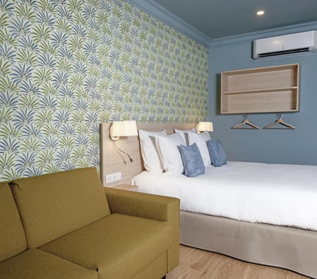 AMMI Hôtel du Centre Nice - Chambre Suite Junior pour familles jusqu'à 4 personnes
