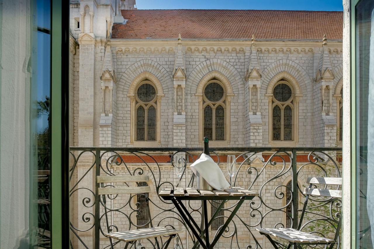 Hôtel du Centre Nice - Camera da letto - Balcone con tavolo