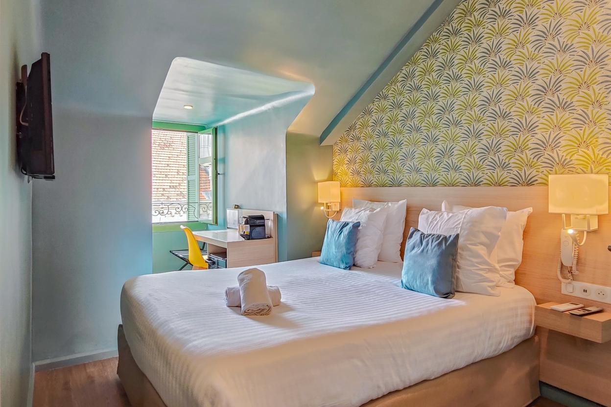 Hôtel du Centre Nice -Doppia Superiore - spazio di lavoro - corpo - scrivania